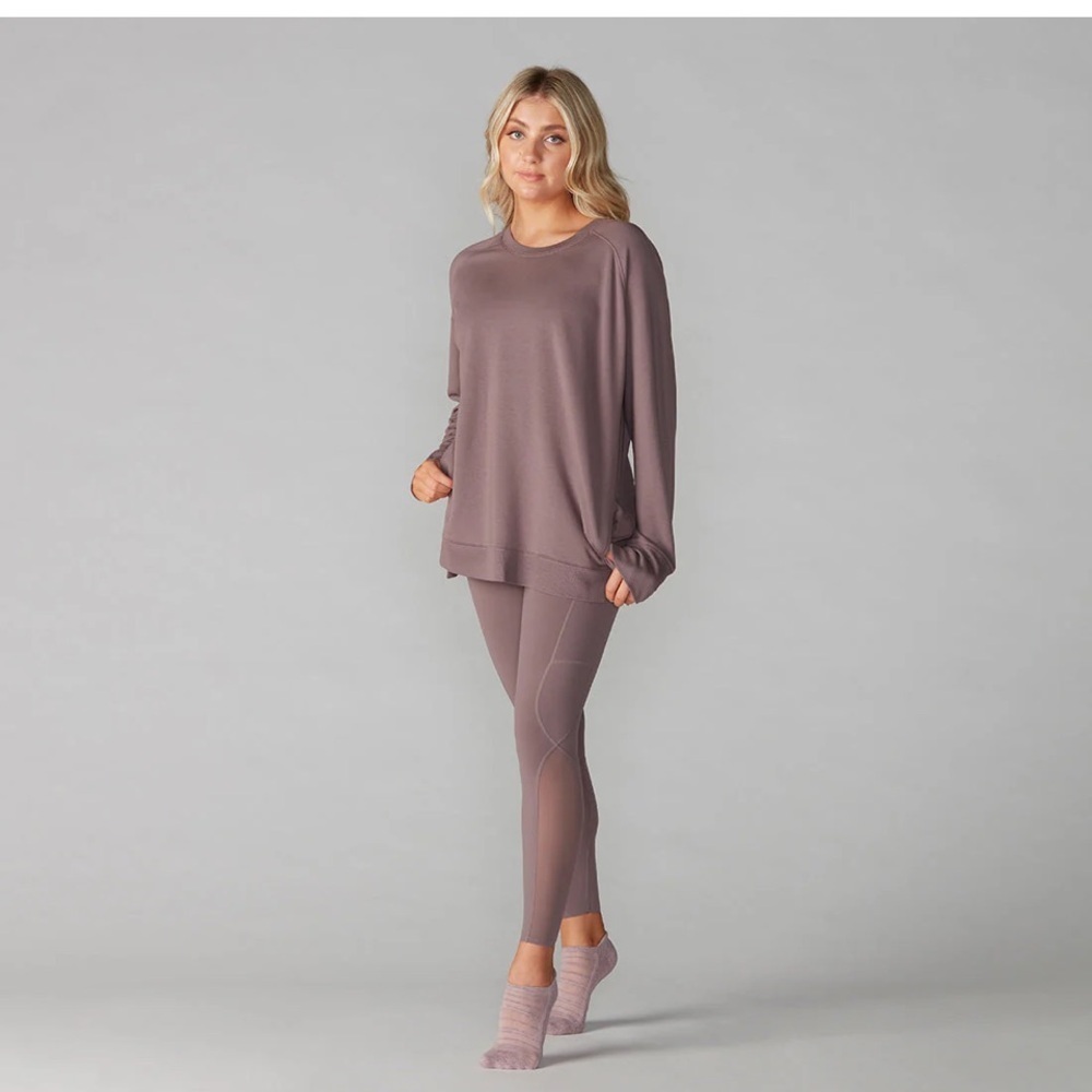 TAVI Cozy Sweatshirt DUSK BROWN 
ACTIVE YOGA CASUAL $98 summer workout cozy